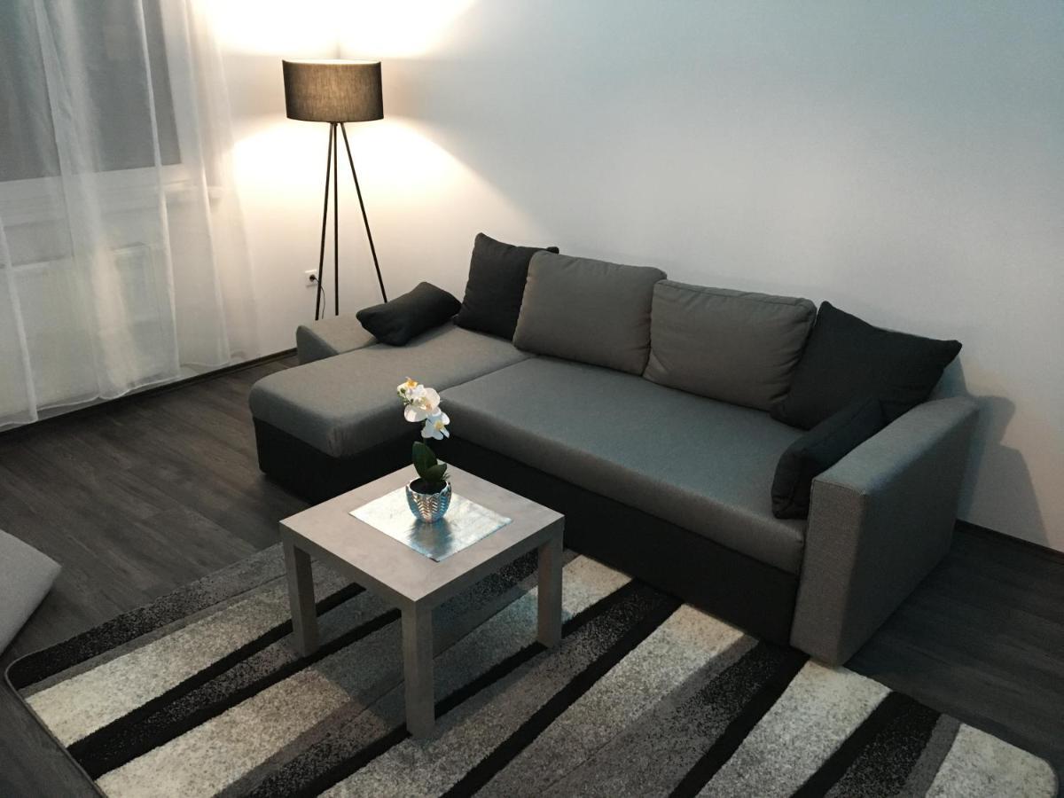Queen Apartman Debrecen Buitenkant foto