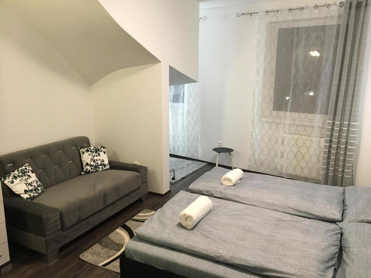 Queen Apartman Debrecen Buitenkant foto