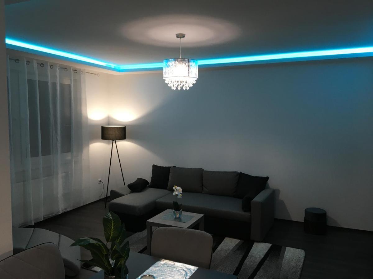 Queen Apartman Debrecen Buitenkant foto