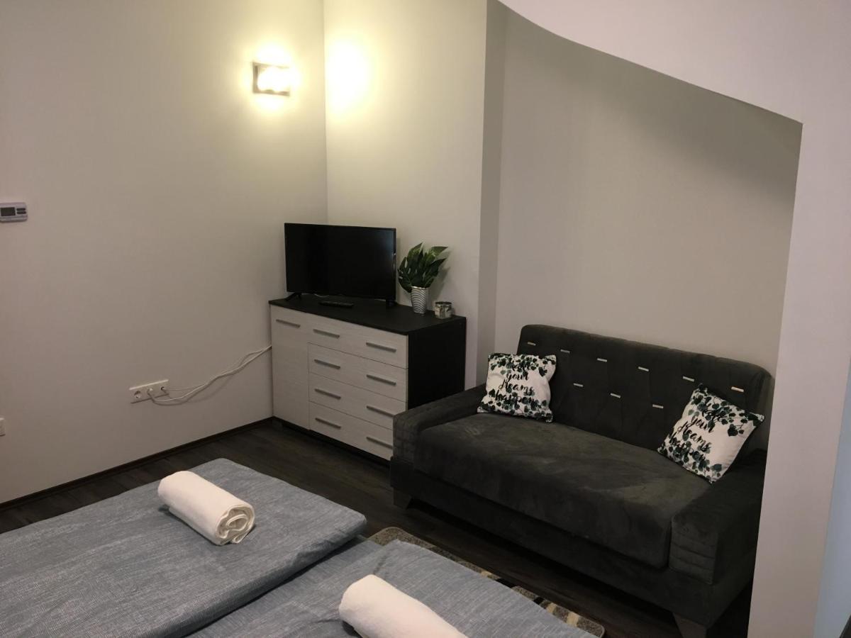 Queen Apartman Debrecen Buitenkant foto