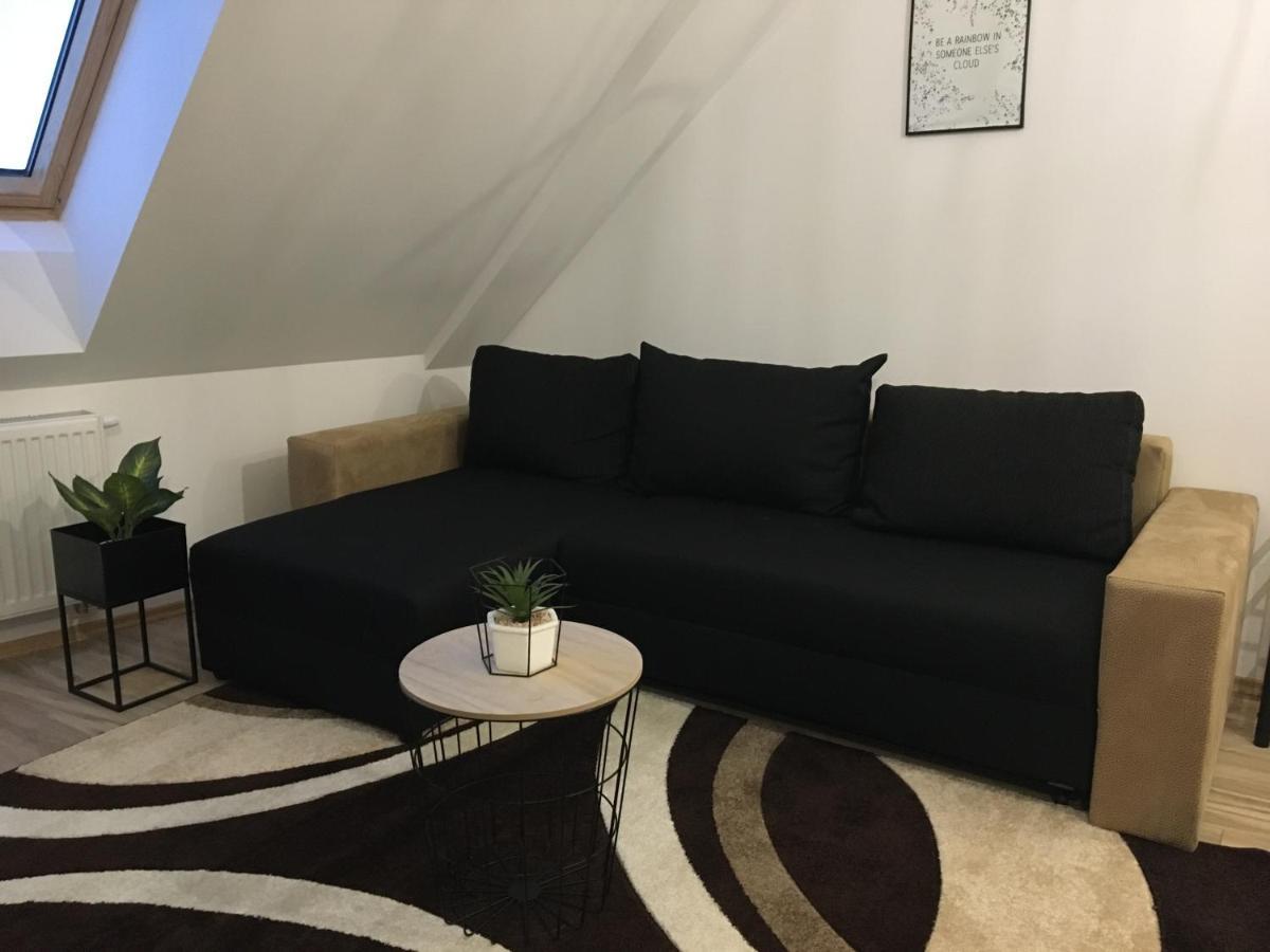 Queen Apartman Debrecen Buitenkant foto