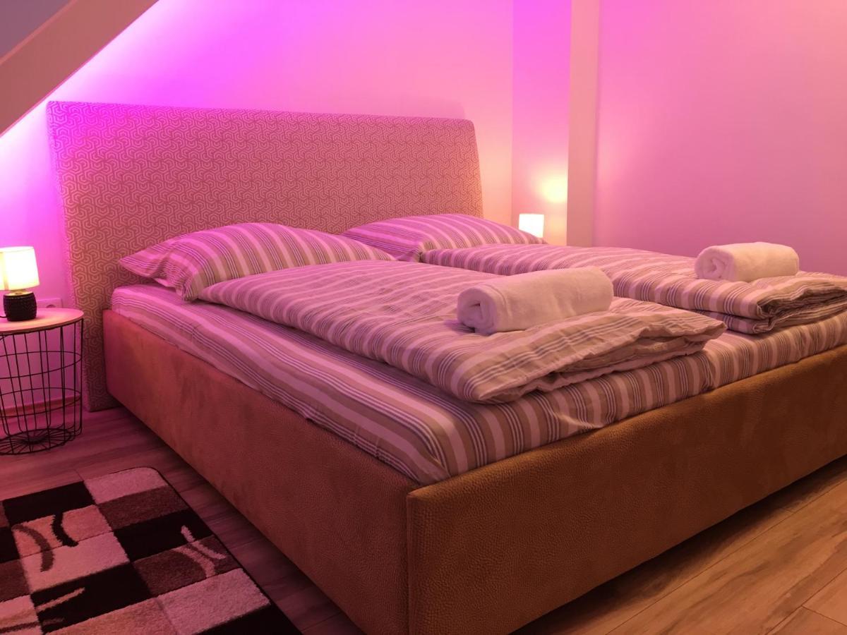 Queen Apartman Debrecen Buitenkant foto
