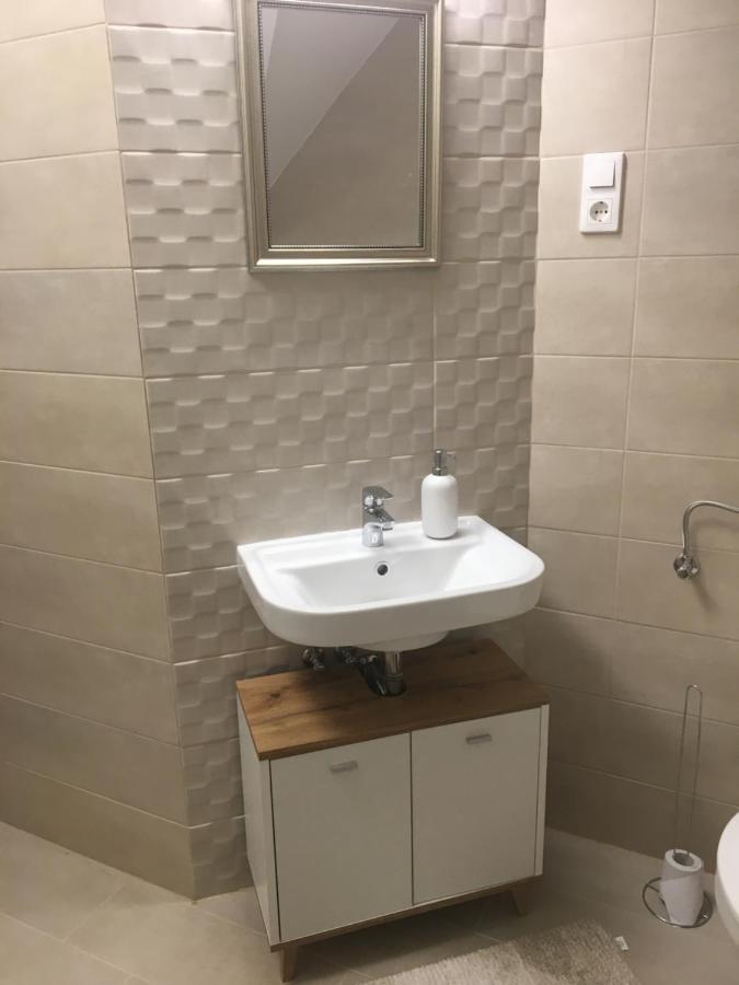 Queen Apartman Debrecen Buitenkant foto