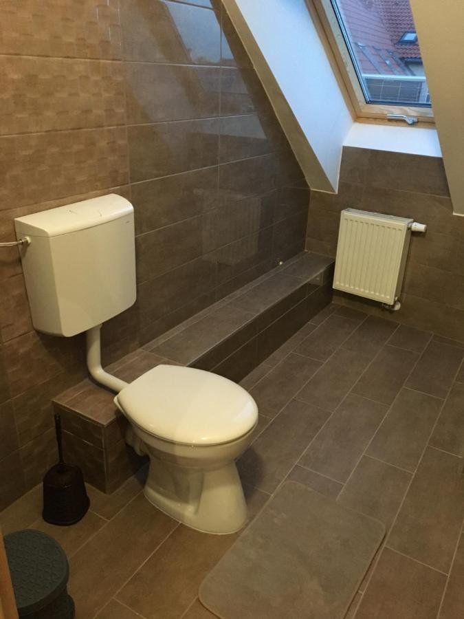 Queen Apartman Debrecen Buitenkant foto