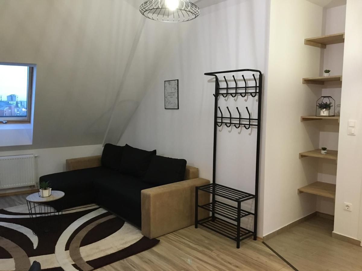 Queen Apartman Debrecen Buitenkant foto